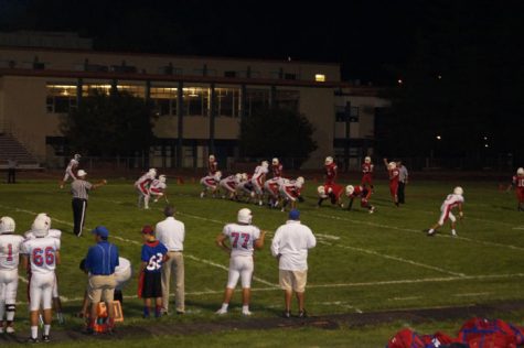 Varsity Football Defeats San Rafael