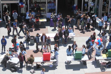 Peer Resource Holds “Get Smart” Event