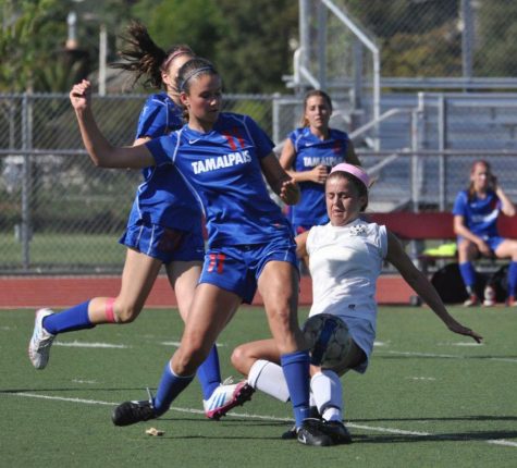 Girls Varsity Soccer Advances to MCAL Championship