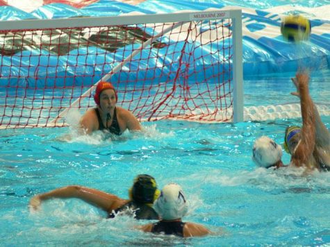 Girls’ Waterpolo Beats Redwood