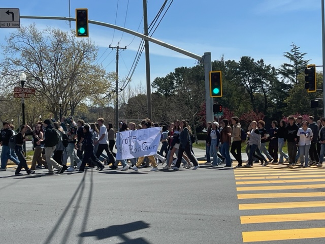 Tam students participate in nationwide student protests following Nashville school shooting