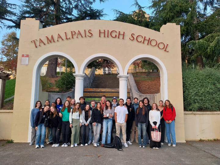 French+exchange+students+come+to+Tamalpais+High+School